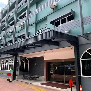 Hotel Waterfall, George Town